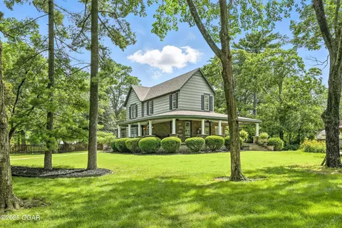 509 W Highland Avenue Carthage Mo 64836 Ave, Carthage, MO 64836