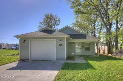 1012 E Second Street Joplin Mo 64801 St, Joplin, MO 64801 photo 1