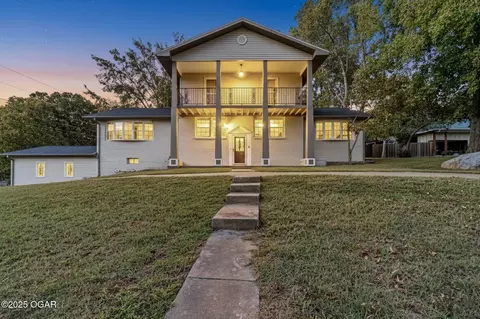 2829 W Ellison Drive Springfield Mo 65810 Dr, Springfield, MO 65810
