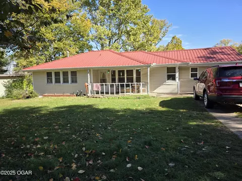 312 S Oak Avenue Aurora Mo 65605, Aurora, MO 65605