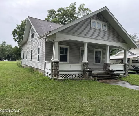 707 Grand Street Lamar Mo 64759 St, Lamar, MO 64759 photo 1