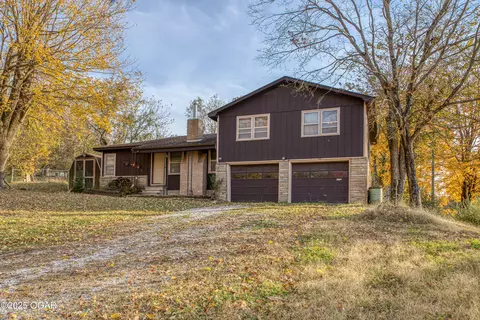 500 Davis Street Noel Mo 64854, Noel, MO 64854 photo 1