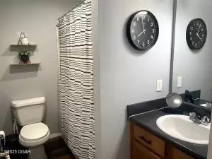 Bath - 2962 Vineyards Parkway 2 Branson Mo 65616 Pkwy #2, Branson, MO 65616 photo 1 of 1