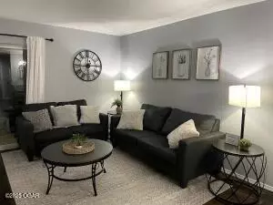 Living - 2962 Vineyards Parkway 2 Branson Mo 65616 Pkwy #2, Branson, MO 65616 photo 1 of 1