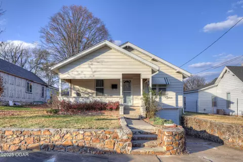 1015 Cedar Street Carthage Mo 64836 St, Carthage, MO 64836 photo 1