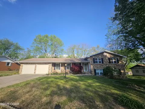 1105 N 14th Street Monett Mo 65708, Monett, MO 65708