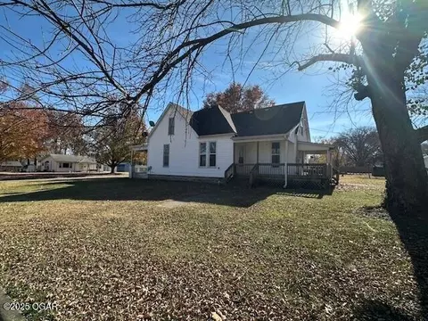 939 N Lynn Street Nevada Mo 64772 St, Nevada, MO 64772