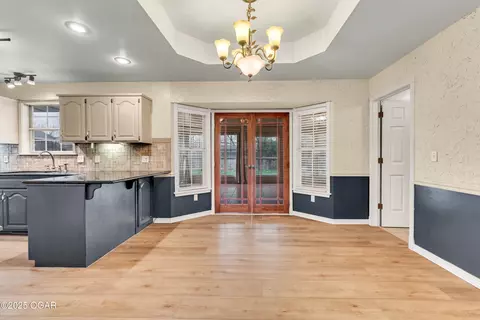 Dining - 4501 N 16th Street Ozark Mo 65721 St, Ozark, MO 65721 photo 1 of 1