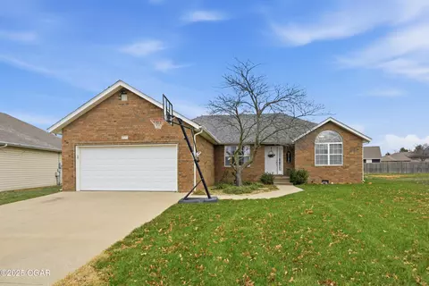 2727 E Kennedy Street Joplin Mo 64801 St, Joplin, MO 64801 photo 1
