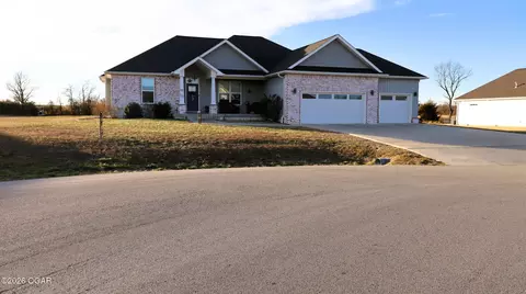 101 Meadow Land Drive Joplin Mo 64801 Dr, Joplin, MO 64801