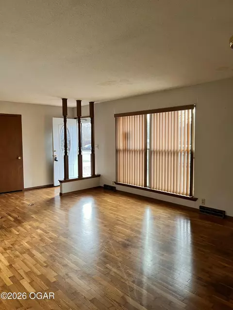 2419 S Ozark Avenue Joplin Mo 64804 Ave, Joplin, MO 64804