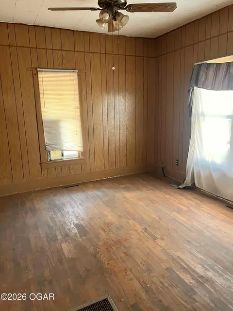 414 Pine Street Carthage Mo 64836 St, Carthage, MO 64836 photo 7
