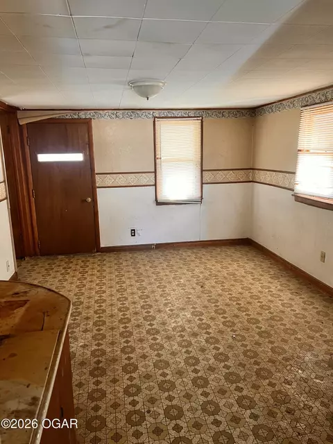 414 Pine Street Carthage Mo 64836 St, Carthage, MO 64836 photo 8