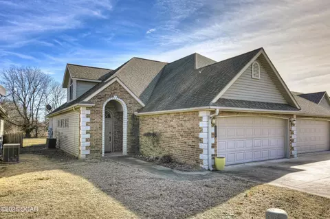 Exterior - 2206 Benjamin Drive Carthage Mo 64836 Dr, Carthage, MO 64836 photo 3 of 6