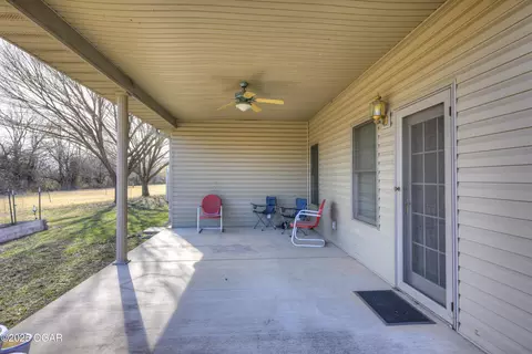 Exterior - 2206 Benjamin Drive Carthage Mo 64836 Dr, Carthage, MO 64836 photo 4 of 6