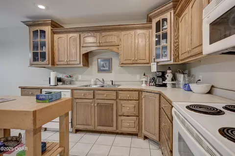 Kitchen - 2206 Benjamin Drive Carthage Mo 64836 Dr, Carthage, MO 64836 photo 3 of 3