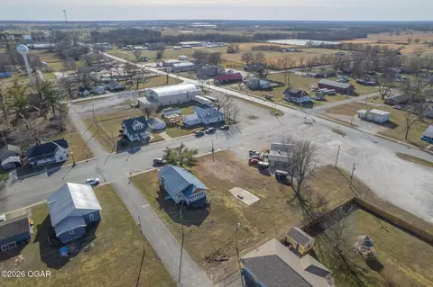 View/Area - 203 W Main Street Wheaton Mo 64874 St, Wheaton, MO 64874 photo 7 of 9