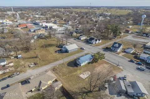 View/Area - 203 W Main Street Wheaton Mo 64874 St, Wheaton, MO 64874 photo 6 of 9