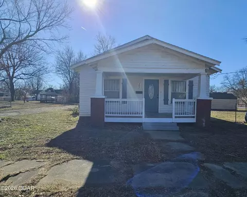 207 E Antelope Street Girard Ks 66743 St, Girard, KS 66743