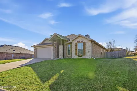 1308 Heather Lane Webb City Mo 64870 Ln, Webb City, MO 64870