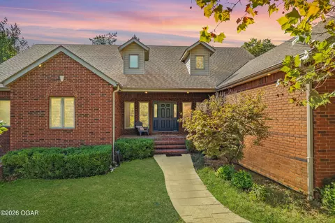 1232 Bramar Drive Joplin Mo 64801 Dr, Joplin, MO 64801