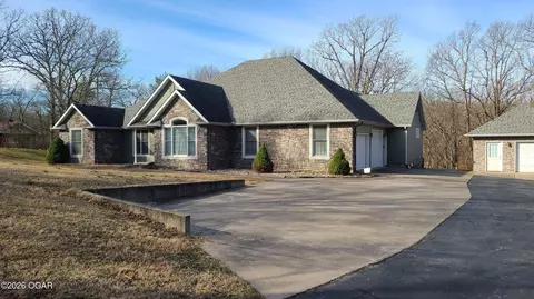 4856 Goldfinch Road Joplin Mo 64804 Rd, Joplin, MO 64804