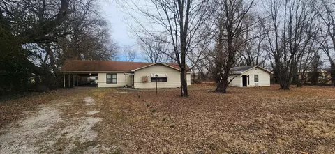 6251 SE Varck Road Riverton Ks 66770 Rd, Riverton, KS 66770
