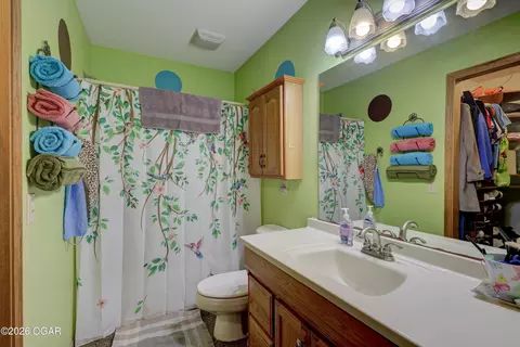 Bath - 129 Riverview Drive Anderson Mo 64831 Dr, Anderson, MO 64831 photo 6 of 8