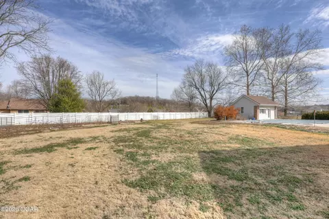 Exterior - 129 Riverview Drive Anderson Mo 64831 Dr, Anderson, MO 64831 photo 7 of 8