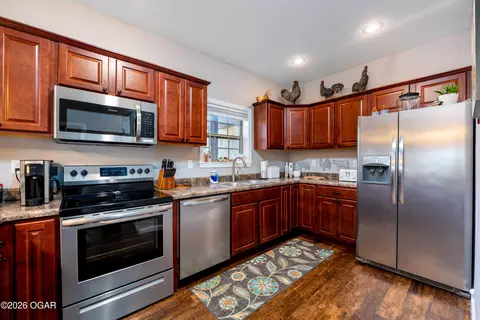 Kitchen - 51 Eagles Ridge Lane 2 Branson Mo 65616 Ln #2, Branson, MO 65616 photo 1 of 2