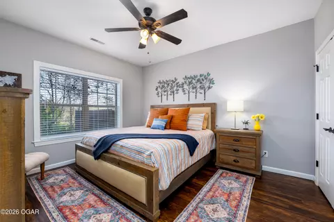 Bedroom - 51 Eagles Ridge Lane 2 Branson Mo 65616 Ln #2, Branson, MO 65616 photo 1 of 5