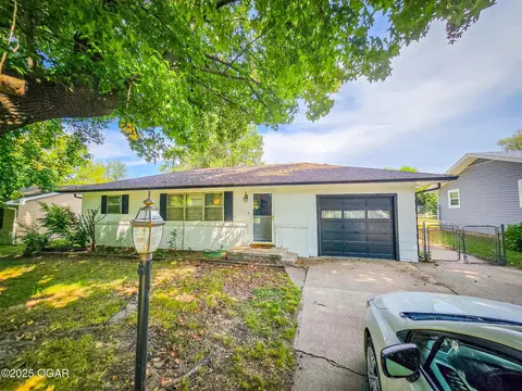 511 S Winfield Avenue Joplin Mo 64801 Ave, Joplin, MO 64801