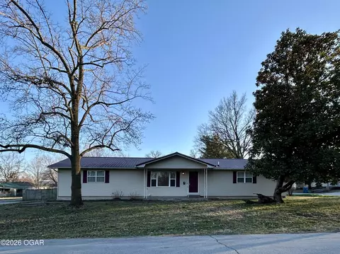 714 Pine Street Carthage Mo 64836 St, Carthage, MO 64836 photo 1