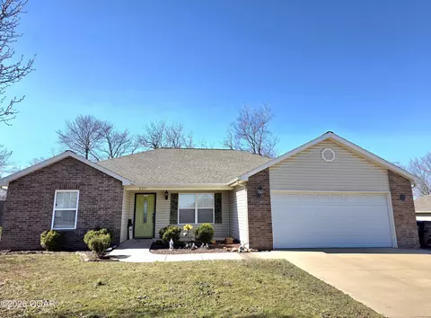 807 Hawthorne Loop Webb City Mo 64870 Loop, Webb City, MO 64870