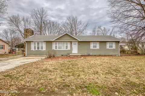 1206 E 11th Street Lamar Mo 64759, Lamar, MO 64759