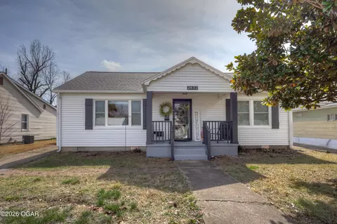 2632 E 11th Street Joplin Mo 64801 St, Joplin, MO 64801 photo 1