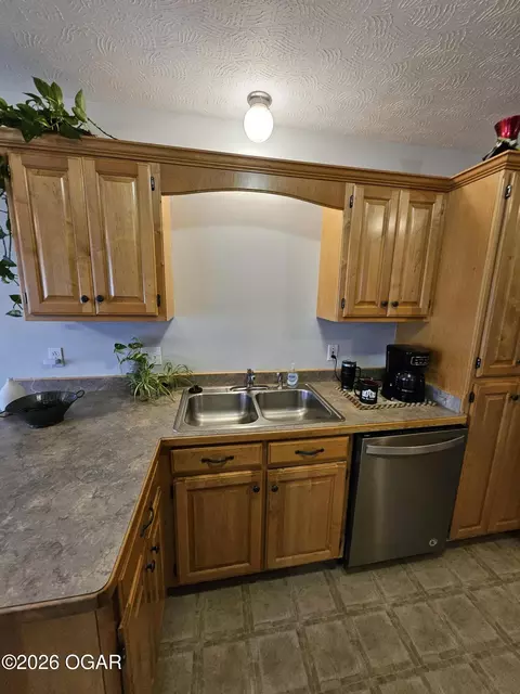 Kitchen - 102 Kingsley Drive Monett Mo 65708 Dr, Monett, MO 65708 photo 2 of 4