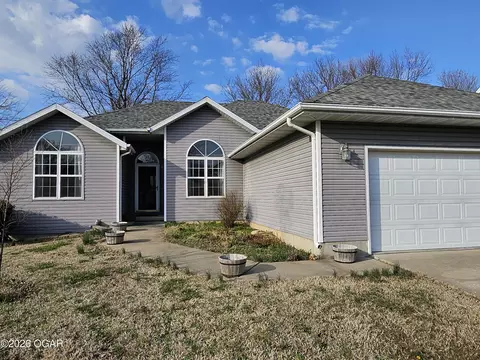 102 Kingsley Drive Monett Mo 65708 Dr, Monett, MO 65708