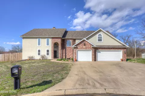 117 Suzanne Circle Webb City Mo 64870 Cir, Webb City, MO 64870