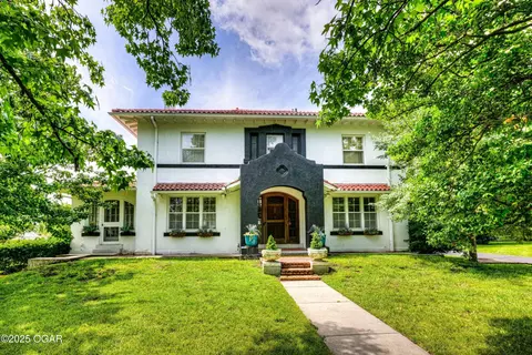 2736 E 15th Street Joplin Mo 64801 St, Joplin, MO 64801