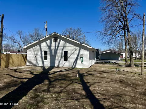 Exterior - 501 S 4th Street Jasper Mo 64755 St, Jasper, MO 64755 photo 8 of 19