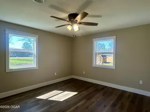 Bedroom - 501 S 4th Street Jasper Mo 64755 St, Jasper, MO 64755 photo 5 of 6