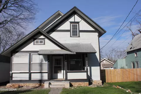 1135 Lyon Street Carthage Mo 64836 St, Carthage, MO 64836