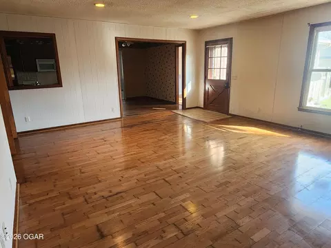 Living - 111 Maple Street Lamar Mo 64759, Lamar, MO 64759 photo 3 of 5