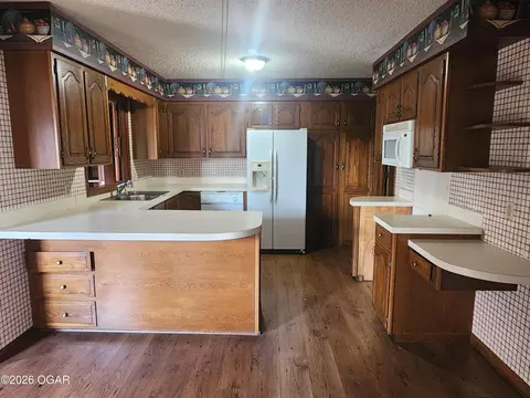 Kitchen - 111 Maple Street Lamar Mo 64759, Lamar, MO 64759 photo 1 of 5