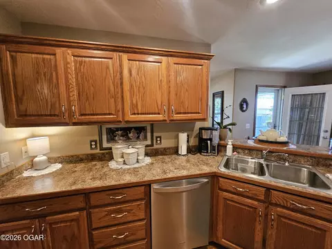 Kitchen - 206 Prairie Lane Monett Mo 65708, Monett, MO 65708 photo 8 of 8