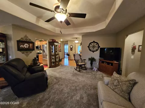 Living - 206 Prairie Lane Monett Mo 65708, Monett, MO 65708 photo 4 of 4