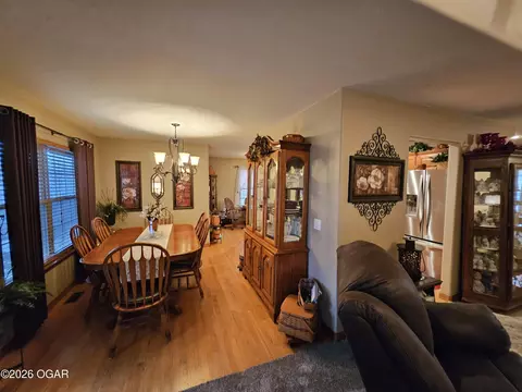Dining - 206 Prairie Lane Monett Mo 65708, Monett, MO 65708 photo 3 of 3