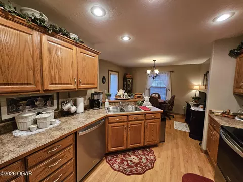 Kitchen - 206 Prairie Lane Monett Mo 65708, Monett, MO 65708 photo 5 of 5