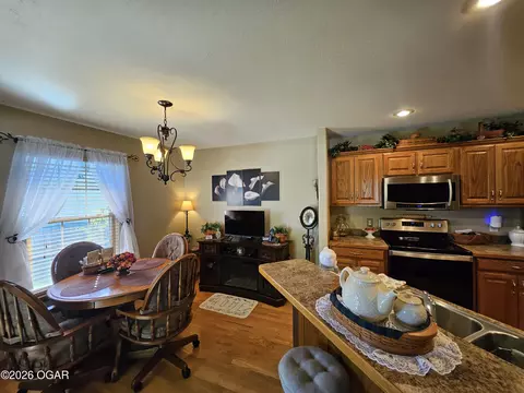 Dining - 206 Prairie Lane Monett Mo 65708, Monett, MO 65708 photo 1 of 4